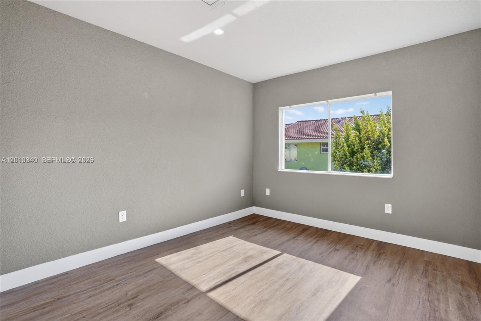 7995 Nw 8th Street 100c Property Photo 19
