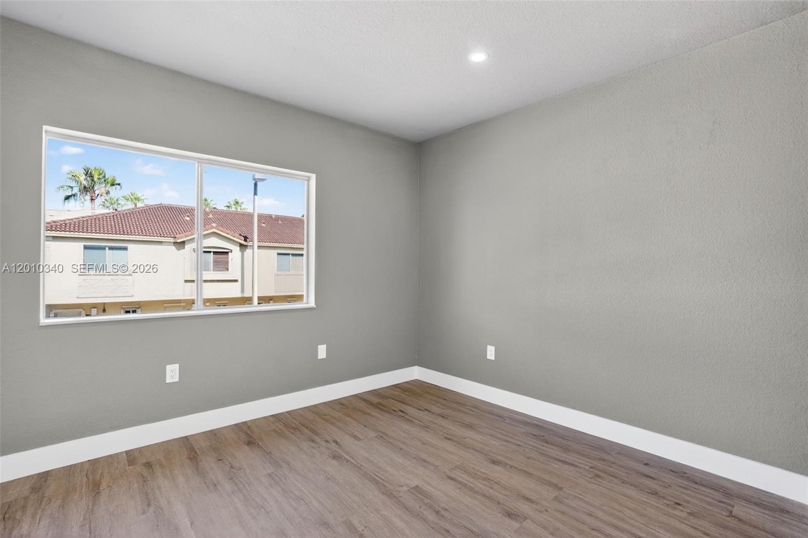 7995 Nw 8th Street 100c Property Photo 23
