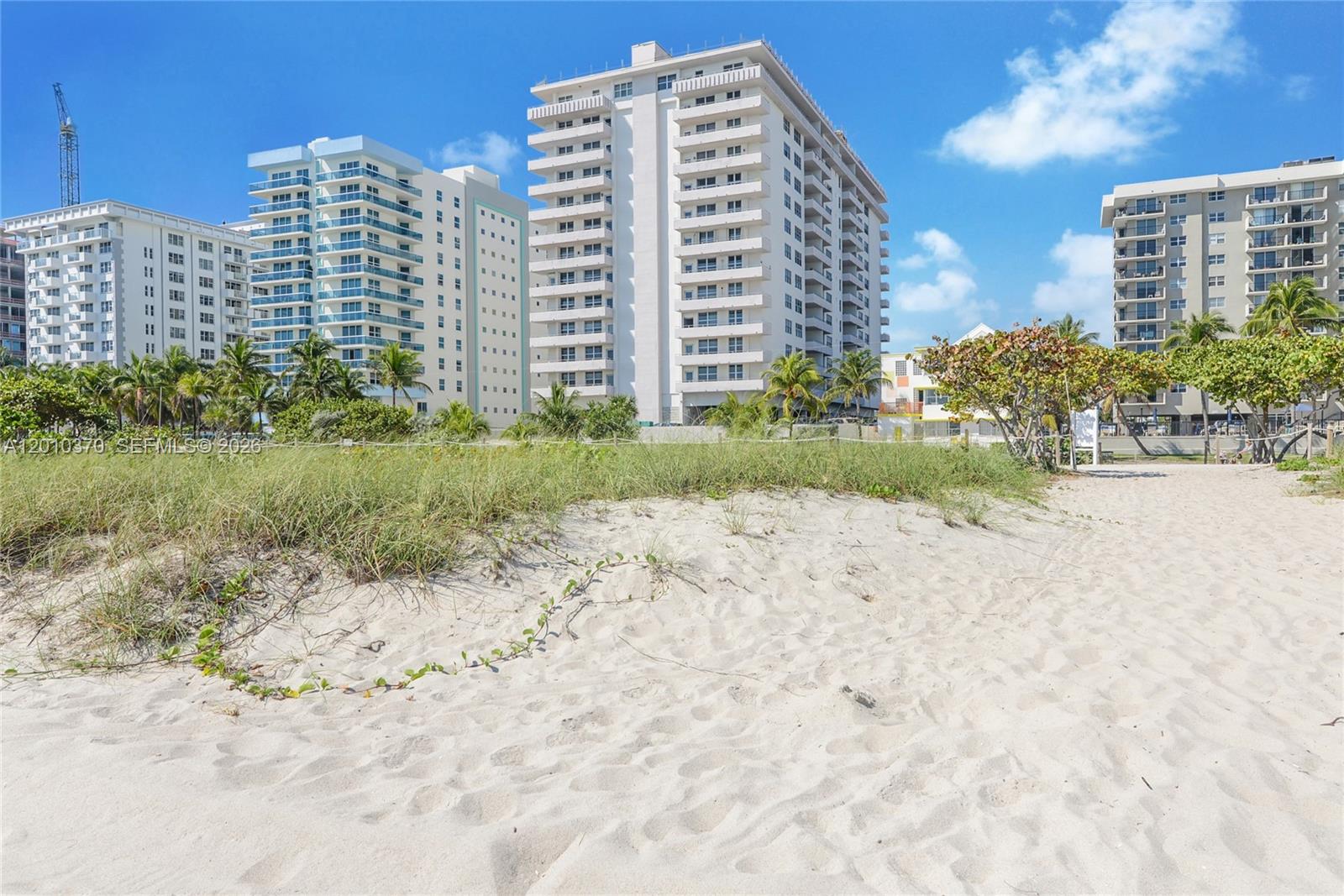 9225 Collins Avenue 501 Property Photo 12
