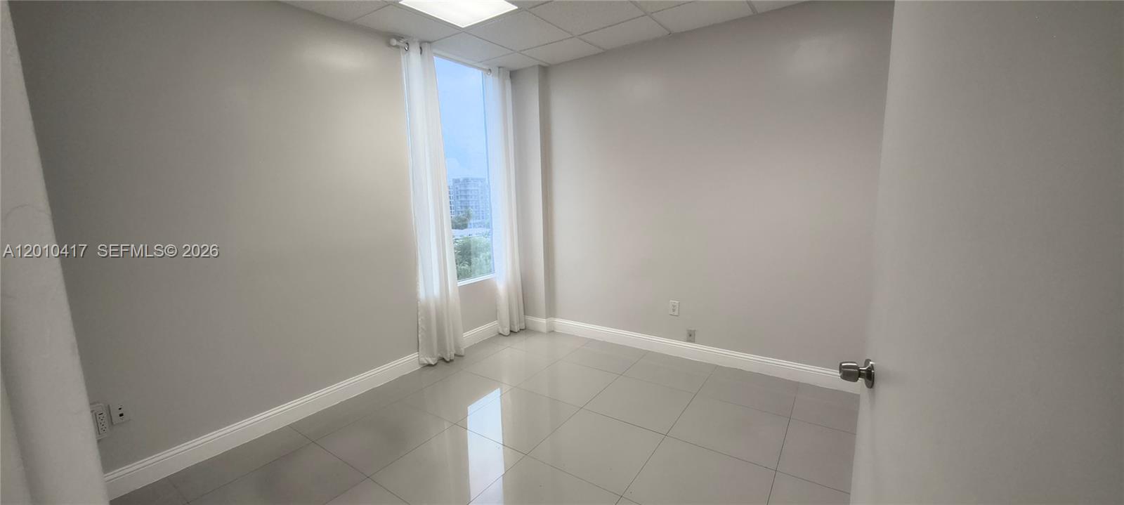 12550 Biscayne Boulevard 605 Property Photo 6