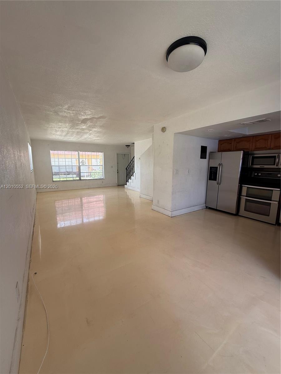 5231 Nw 27th Street 8a Property Photo 5