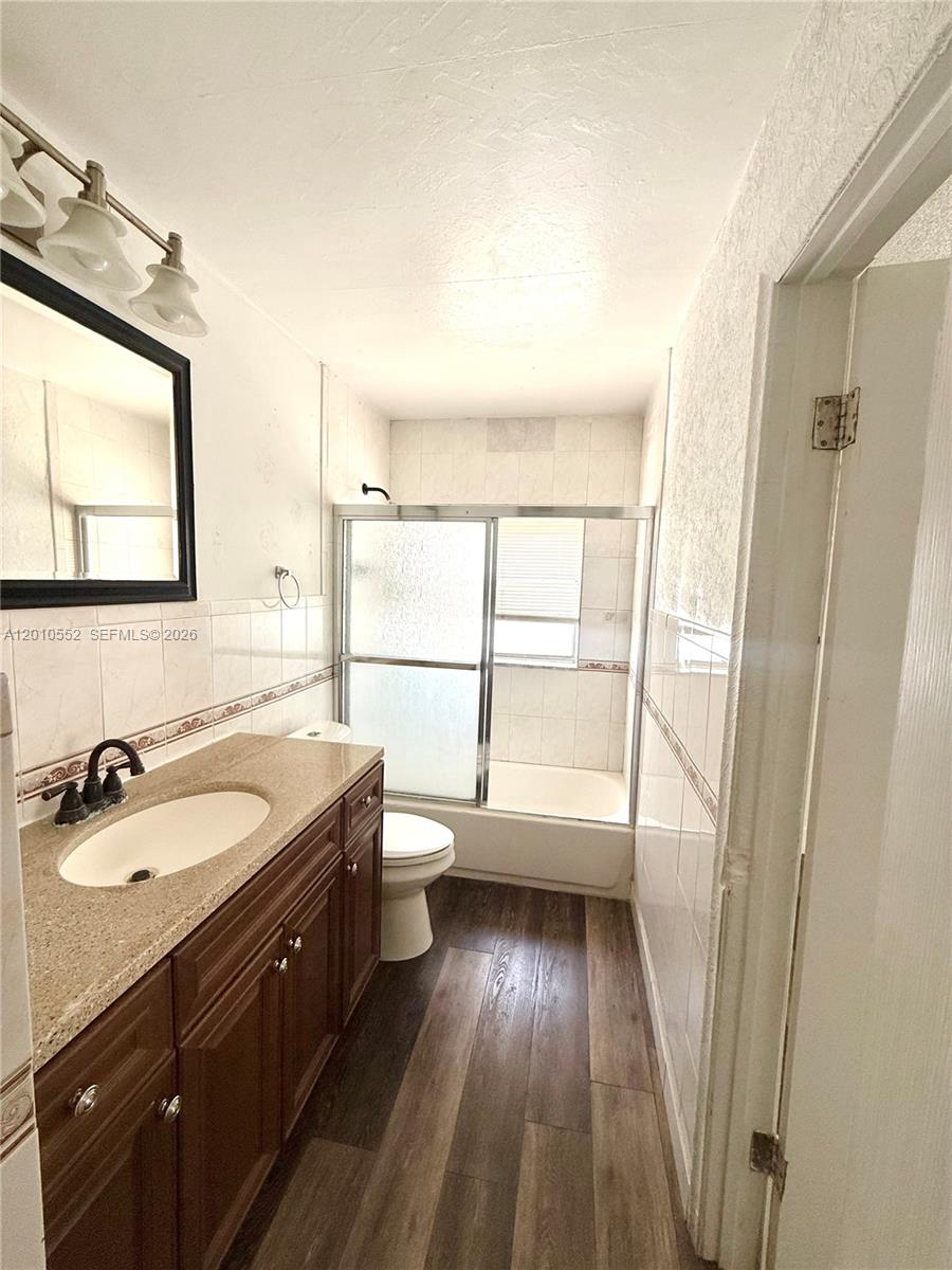 5231 Nw 27th Street 8a Property Photo 9