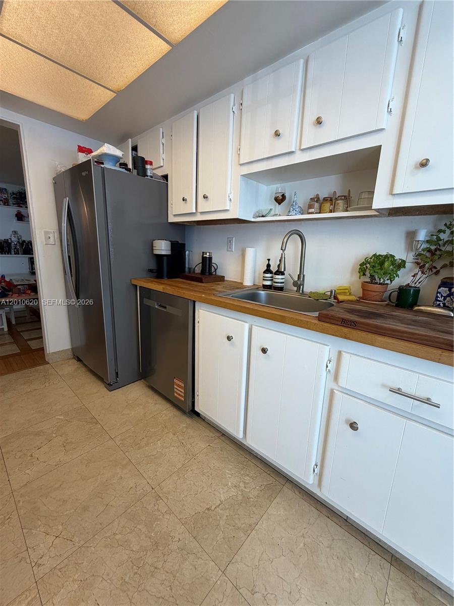 18061 Biscayne Boulevard 601 Property Photo 14