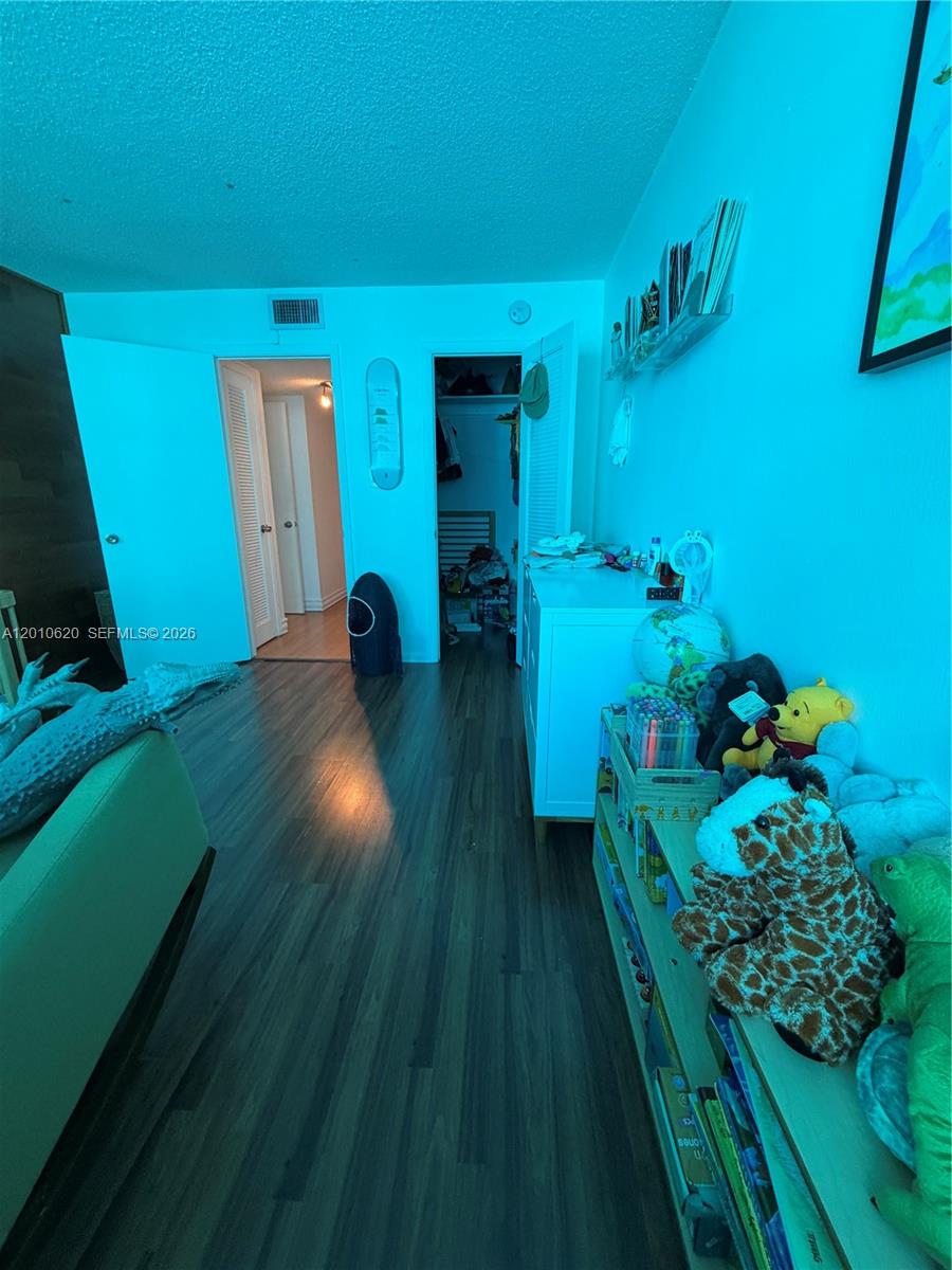 18061 Biscayne Boulevard 601 Property Photo 20