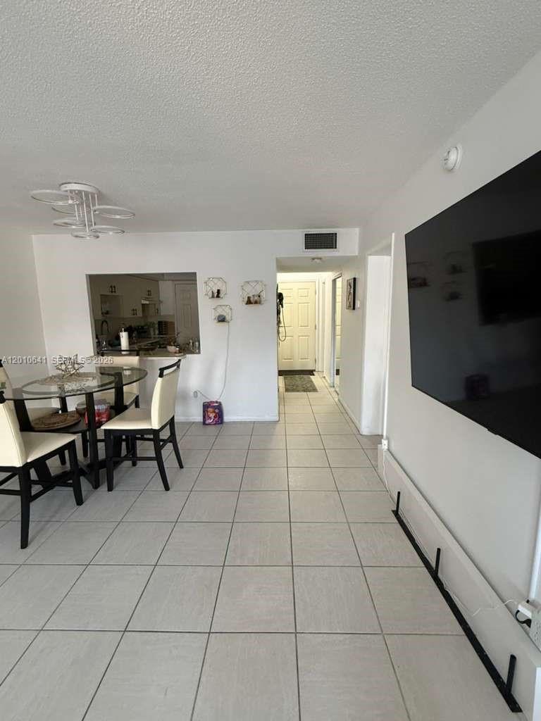 A12010641 Property Photo 7