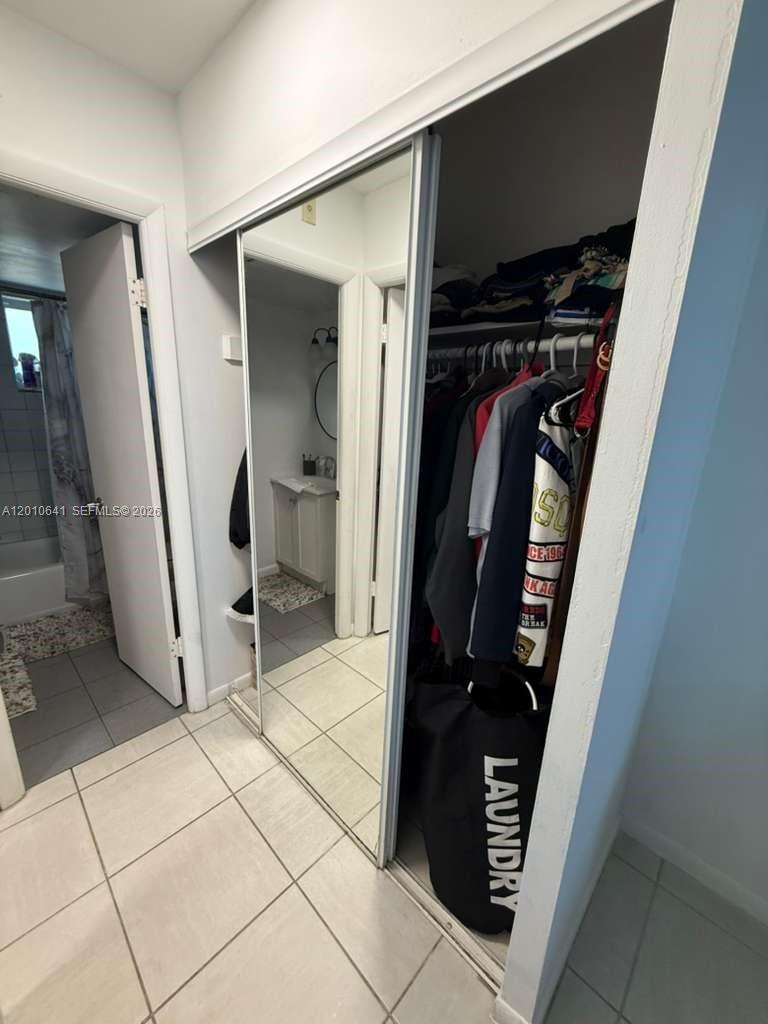 A12010641 Property Photo 12