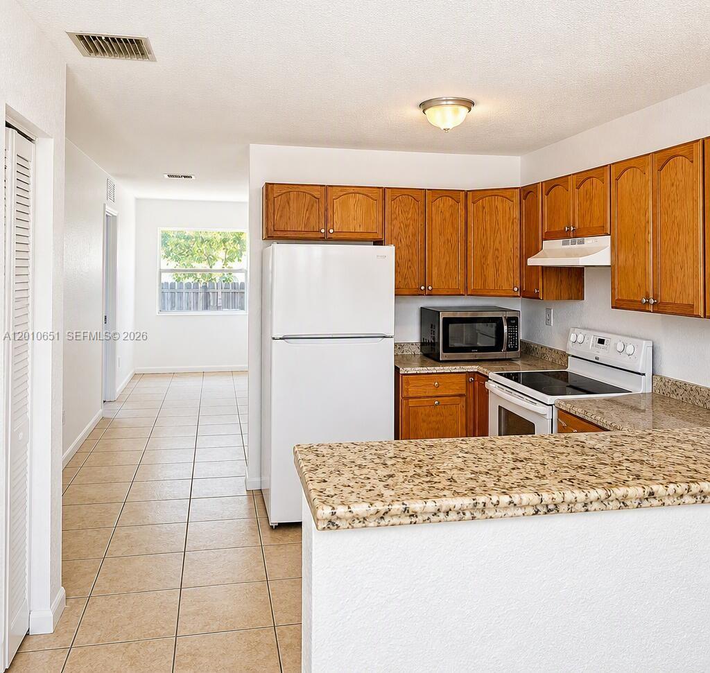 8180 Nw 23rd Avenue A Property Photo 8