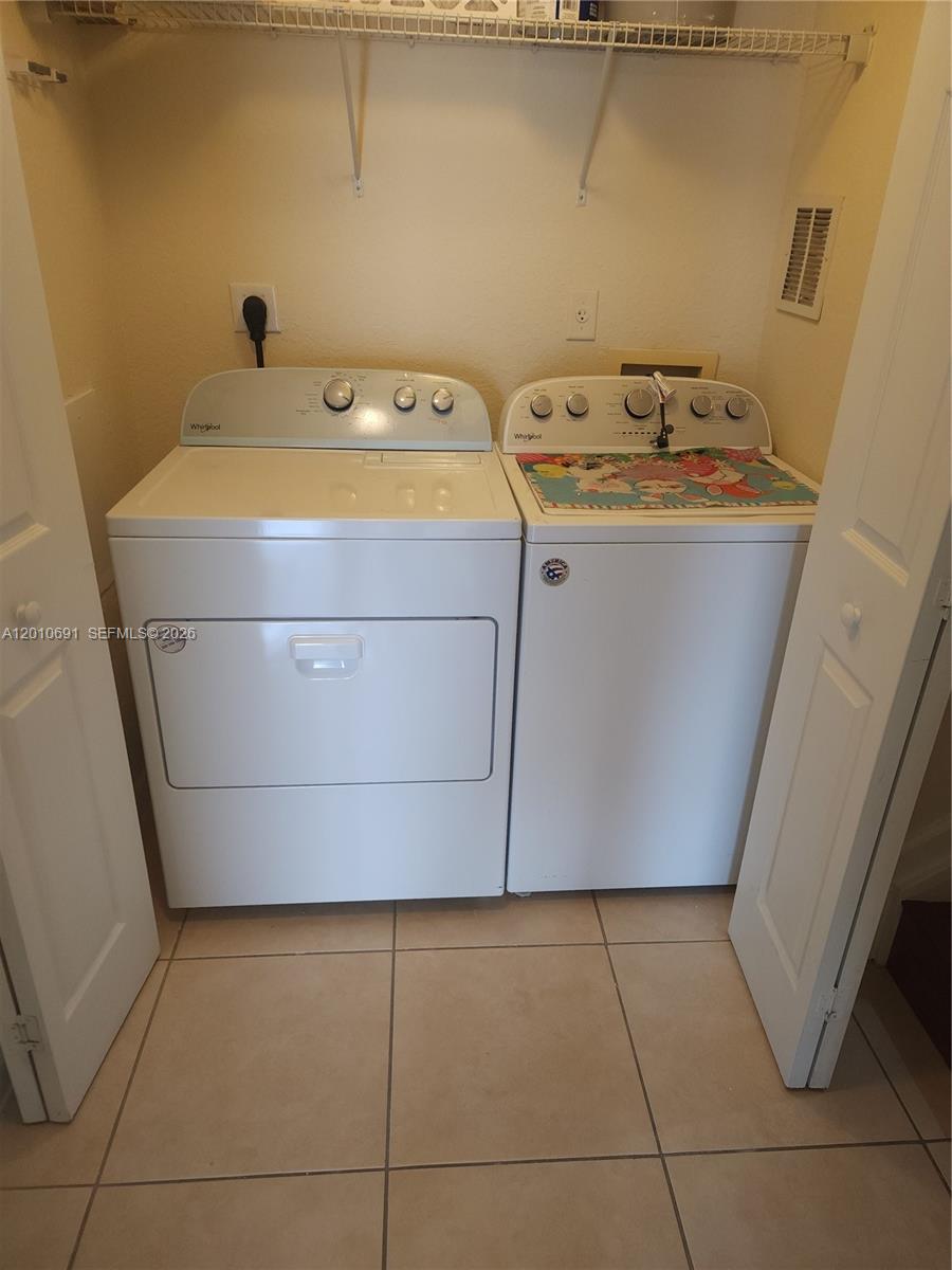 A12010691 Property Photo 6
