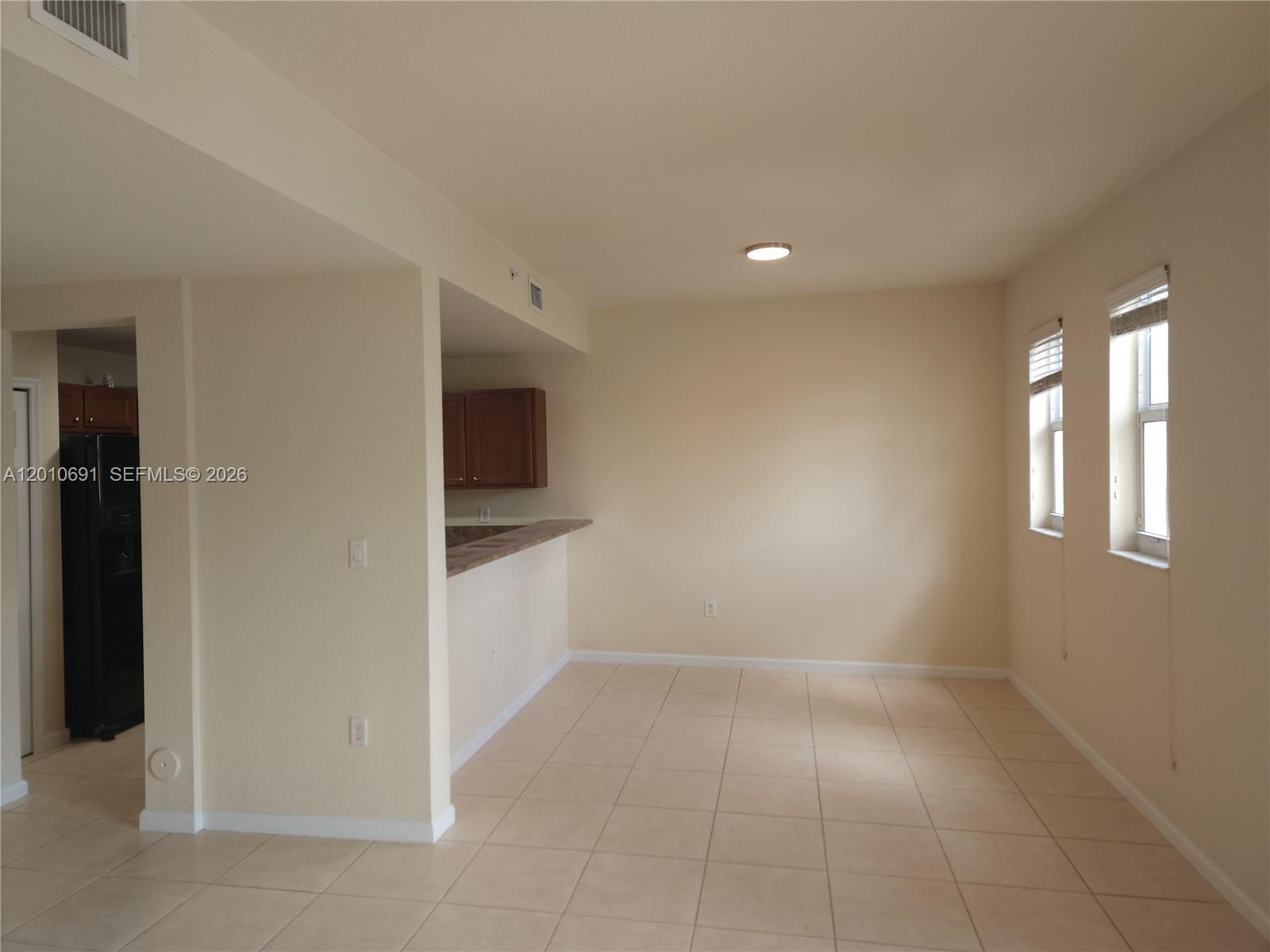 A12010691 Property Photo 9