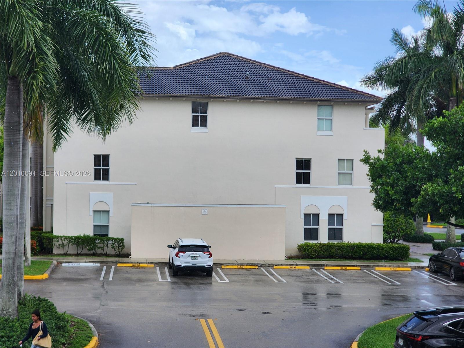 A12010691 Property Photo 11
