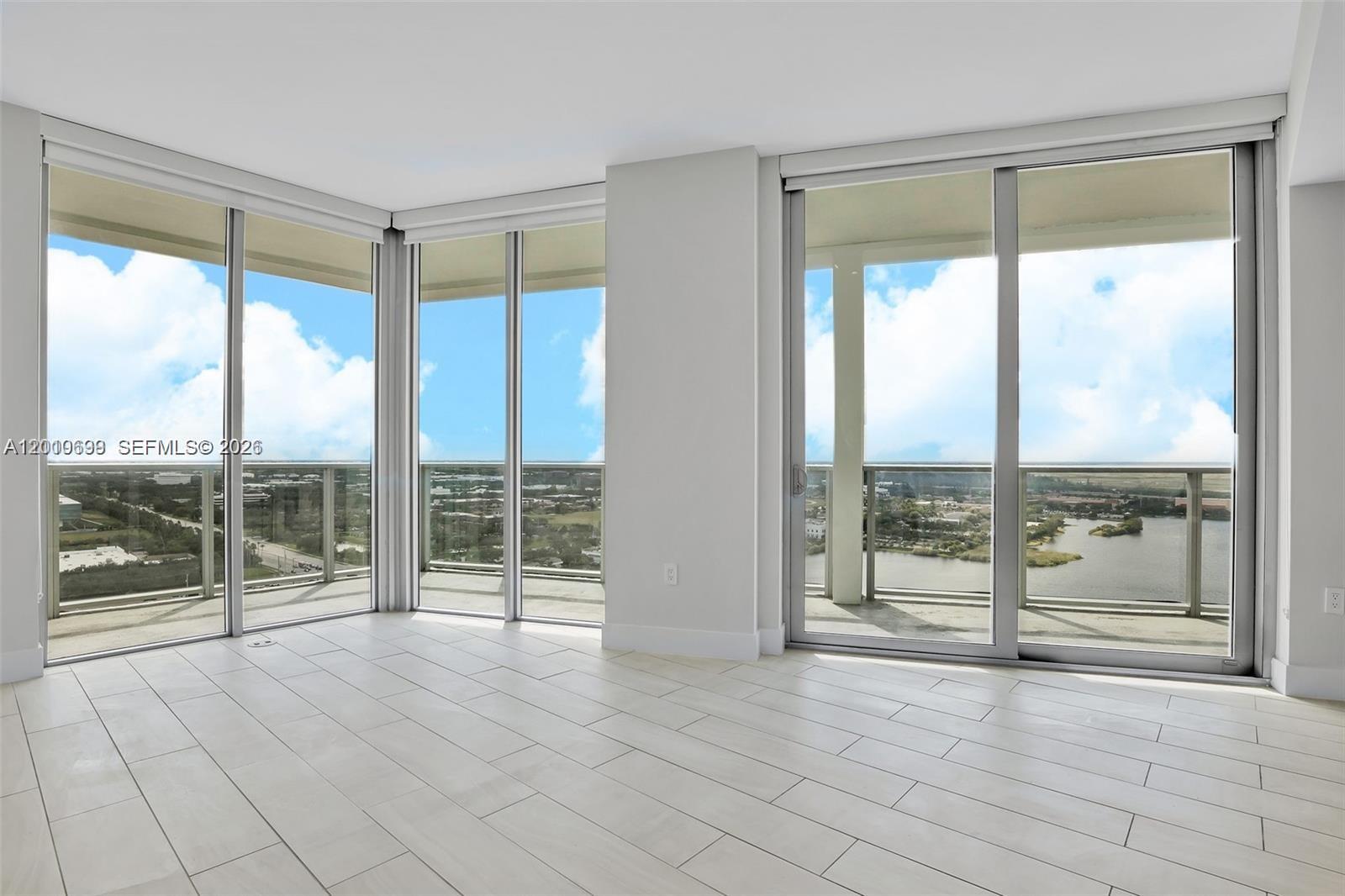 2000 Metropica Way 2204 Property Photo 6