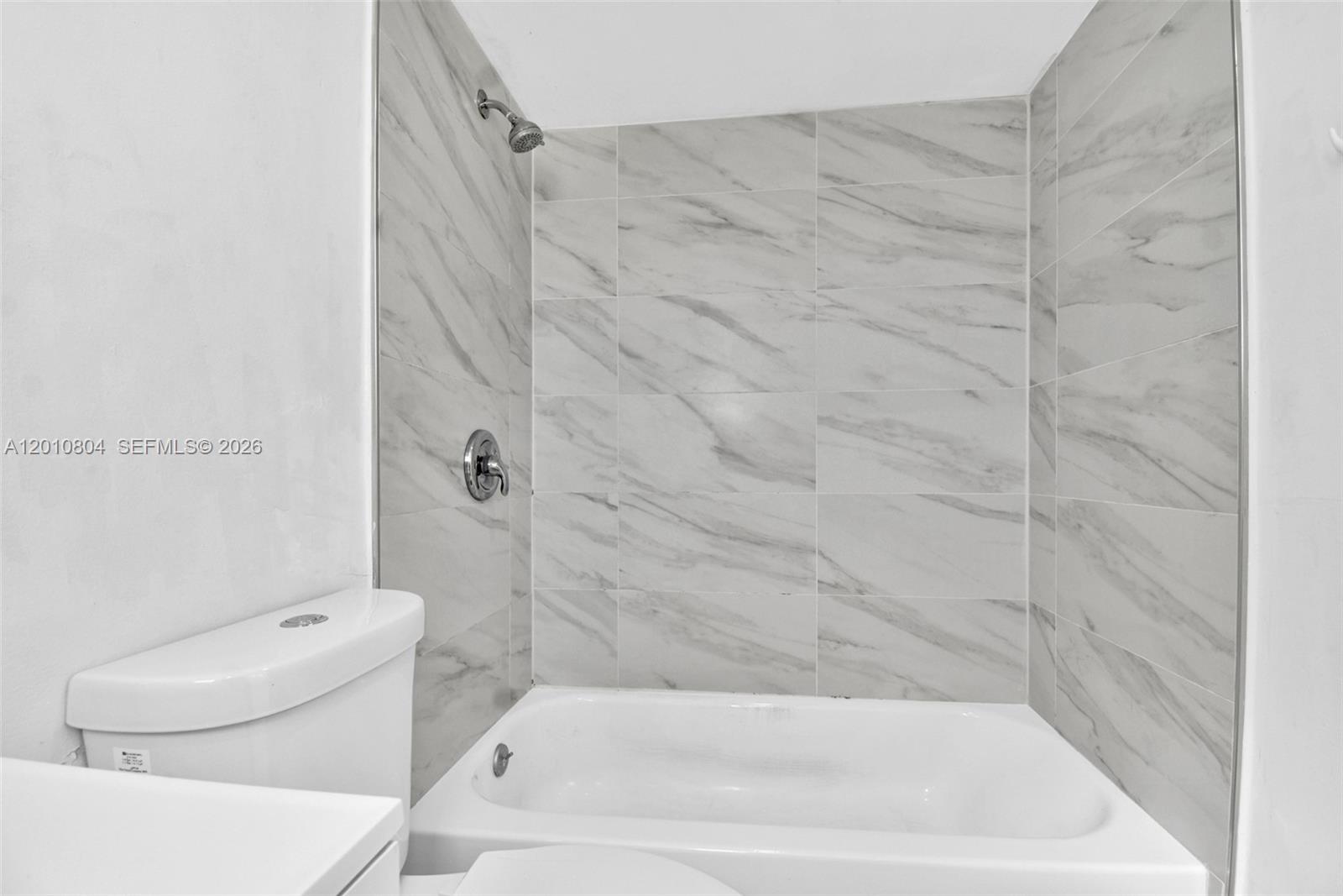 618 Euclid Avenue 303 Property Photo 11