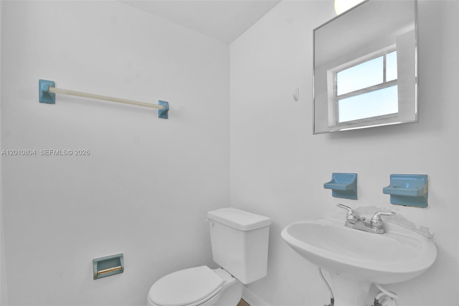 618 Euclid Avenue 303 Property Photo 12