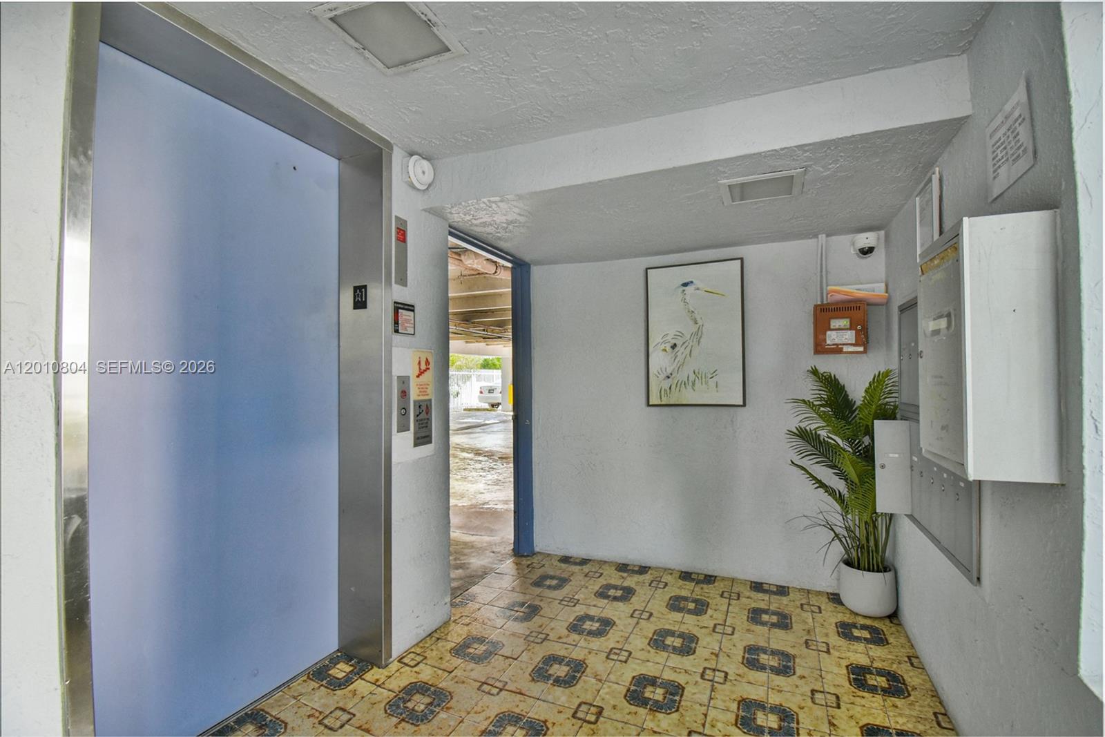 618 Euclid Avenue 303 Property Photo 23
