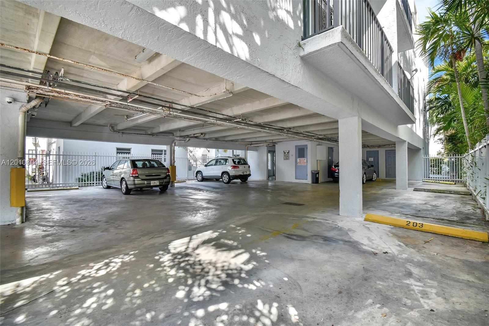 618 Euclid Avenue 303 Property Photo 25