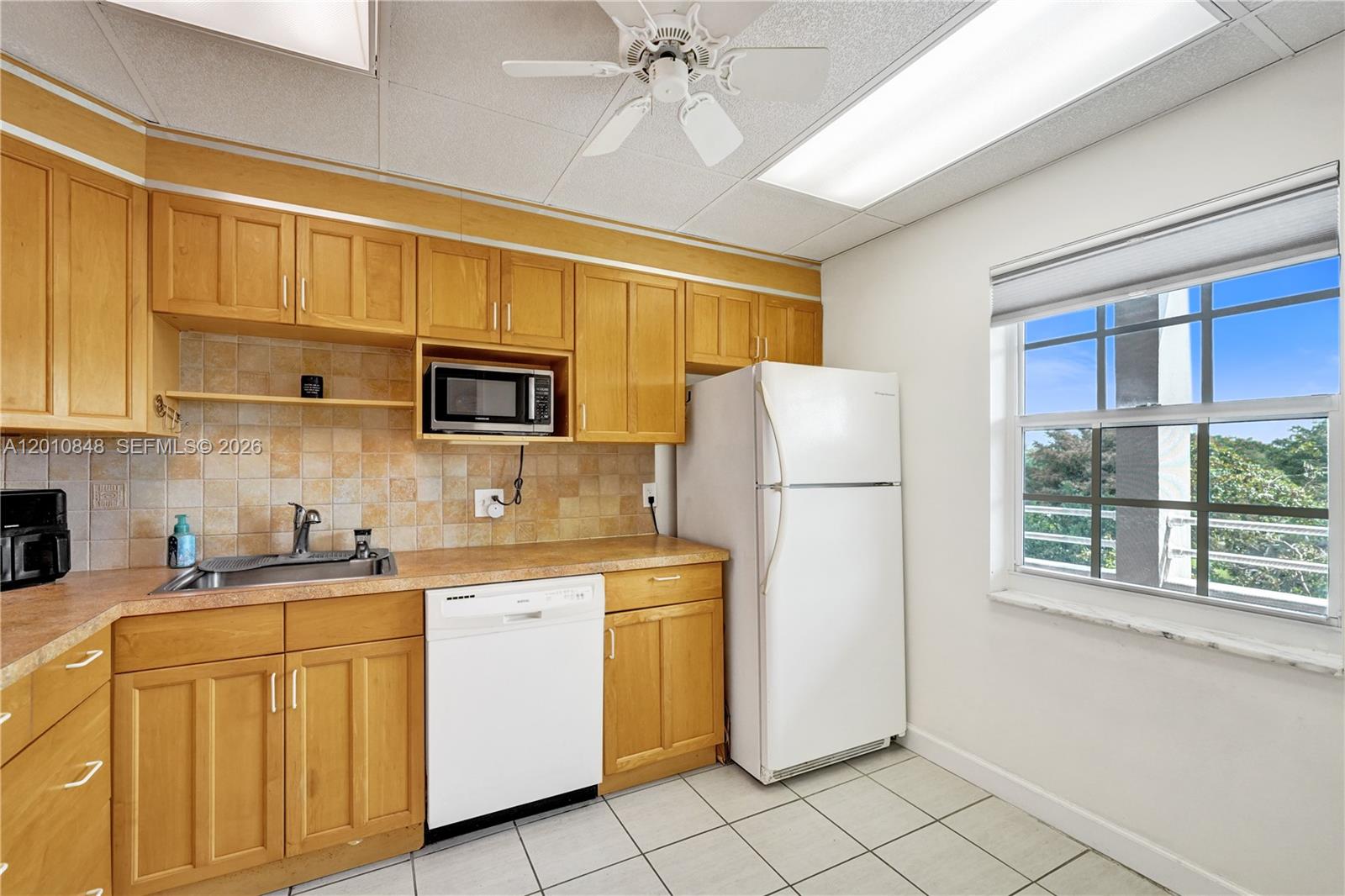 575 Oaks Lane 508 Property Photo 14