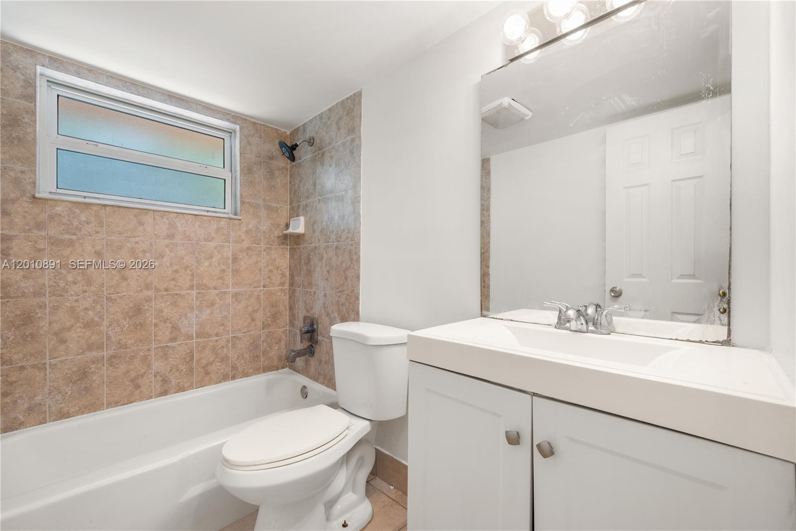 608 Sw 16th Avenue Property Photo 7