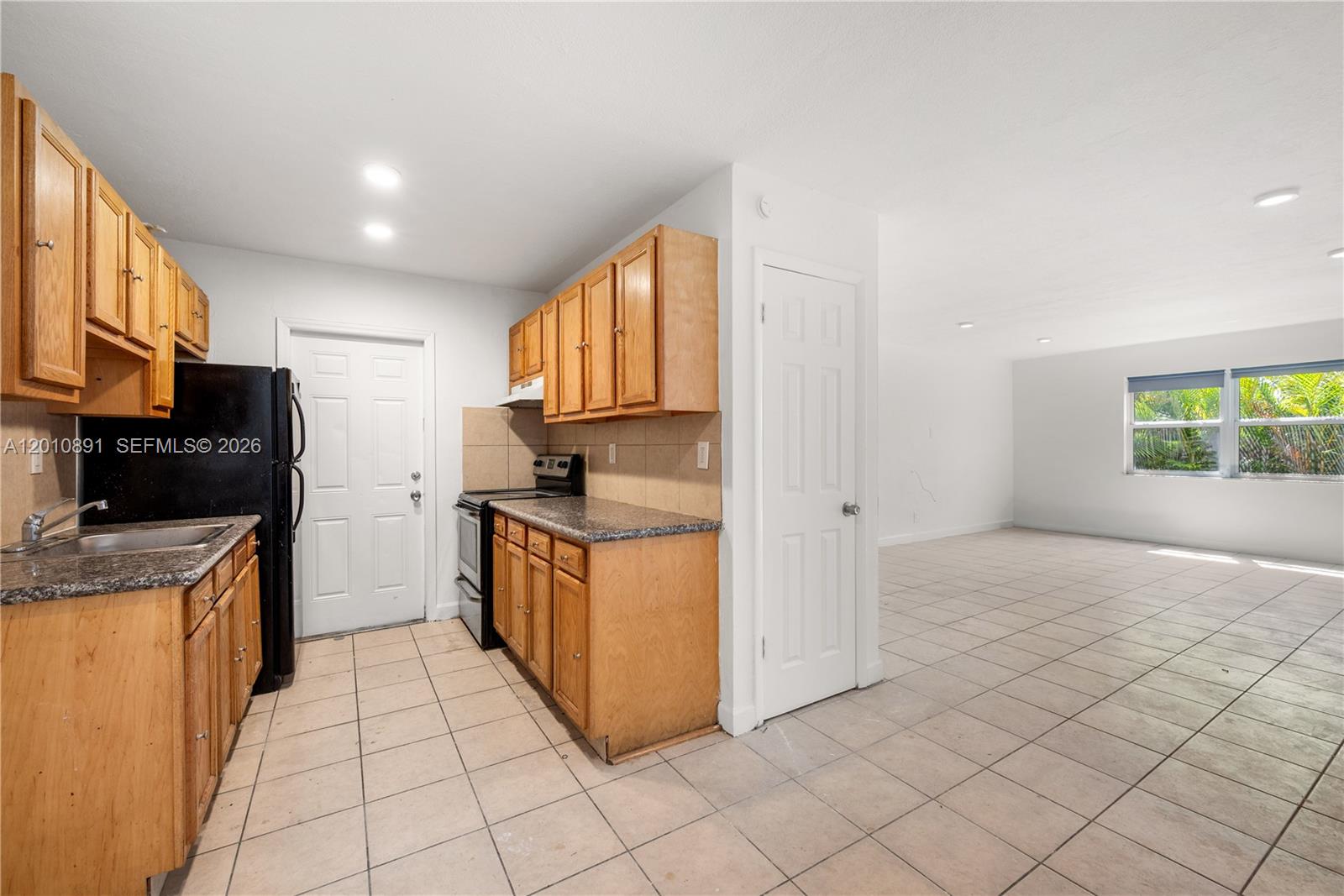 608 Sw 16th Avenue Property Photo 11