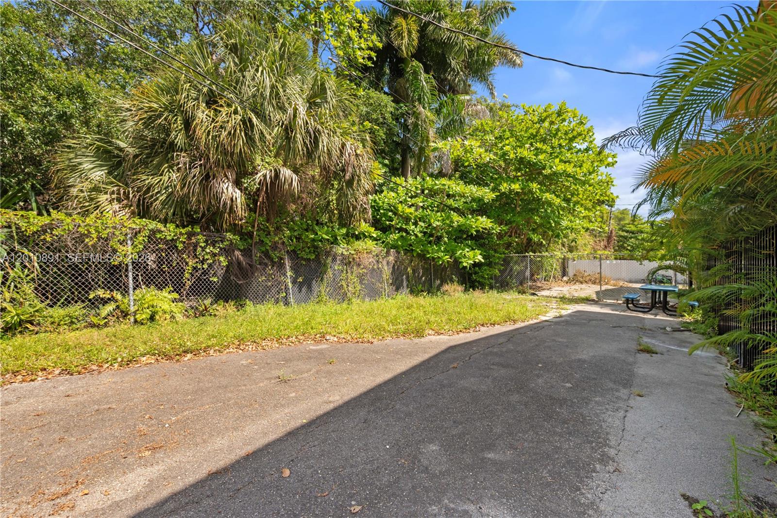 608 Sw 16th Avenue Property Photo 29