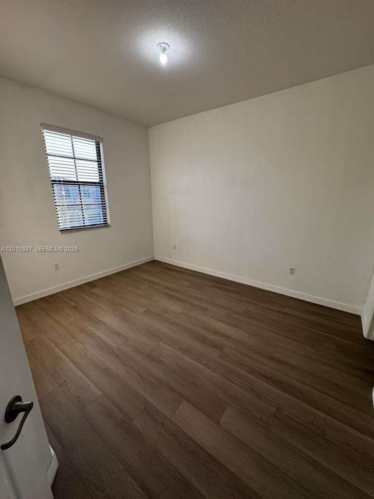 A12010897 Property Photo 15