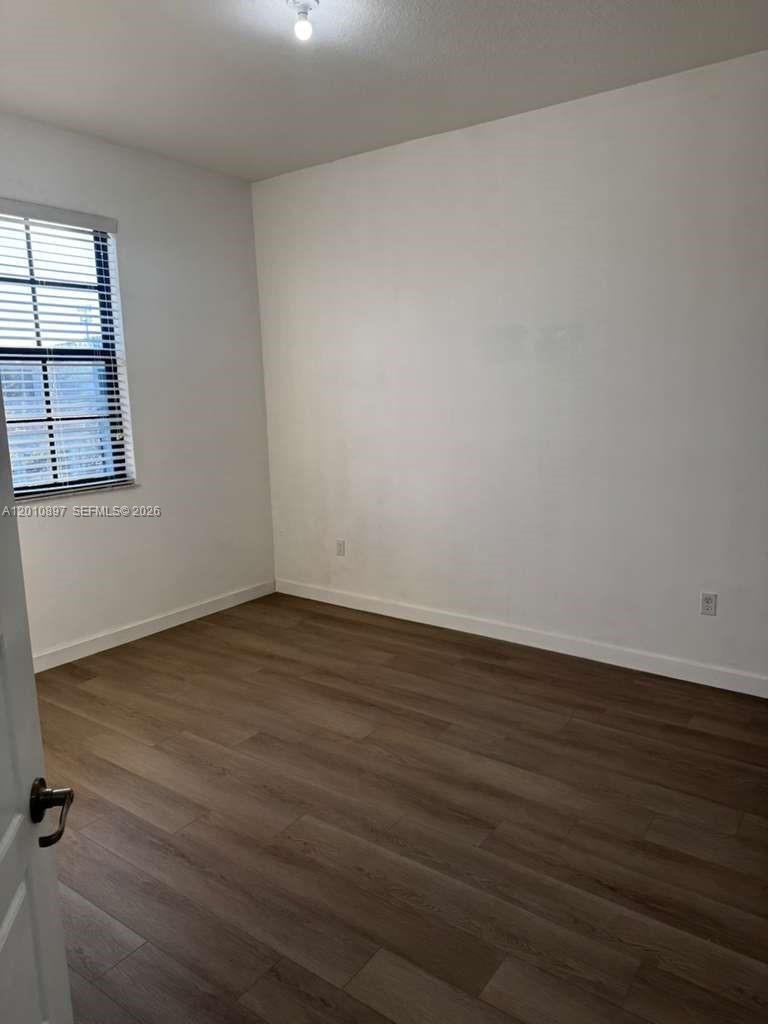 A12010897 Property Photo 16