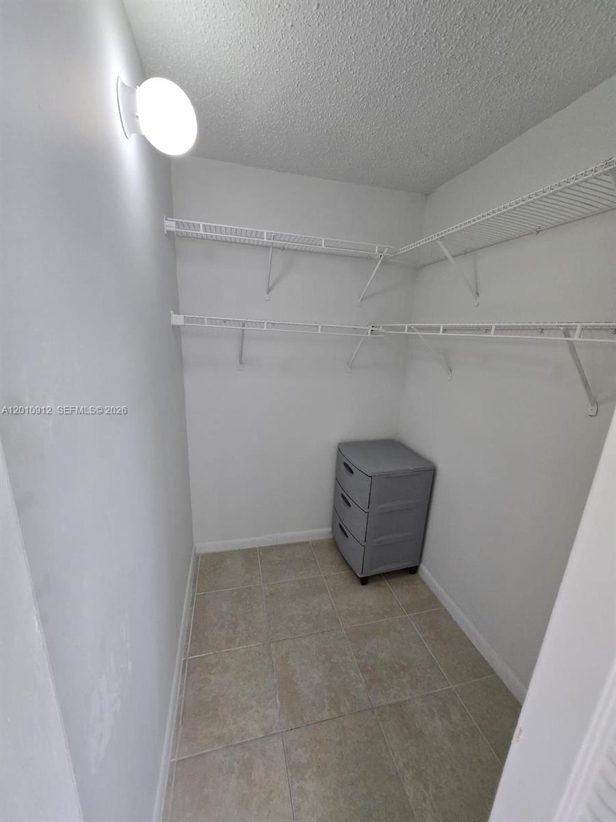 6980 Nw 186th Street 3-227a Property Photo 9