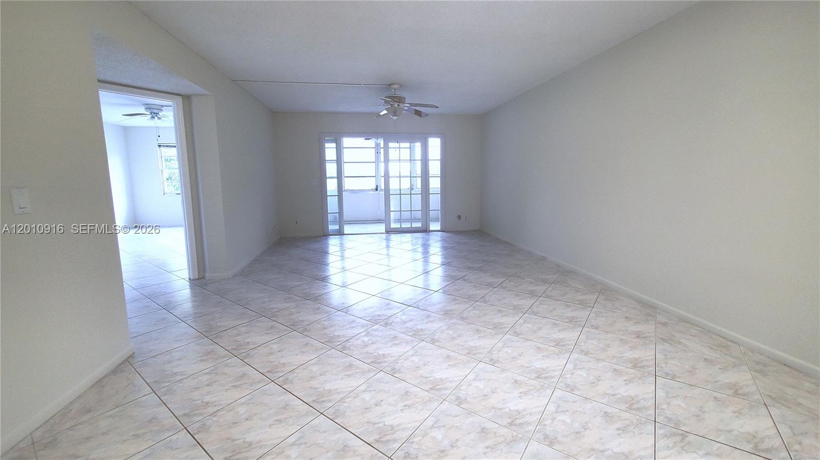 901 Sw 128th Avenue 311e Property Photo 2