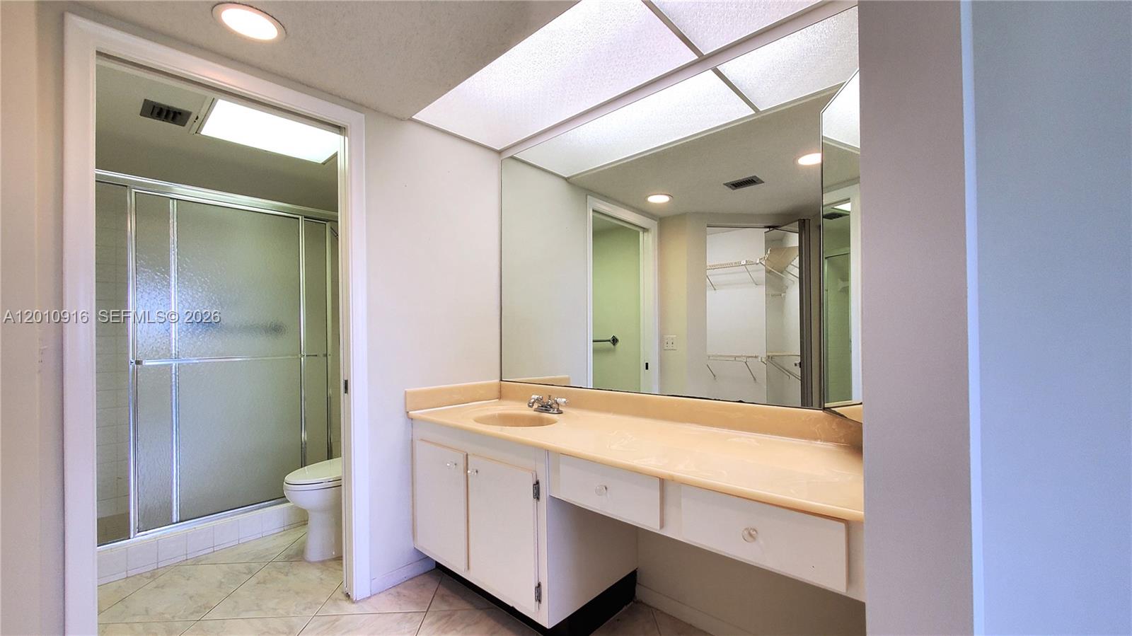 901 Sw 128th Avenue 311e Property Photo 17