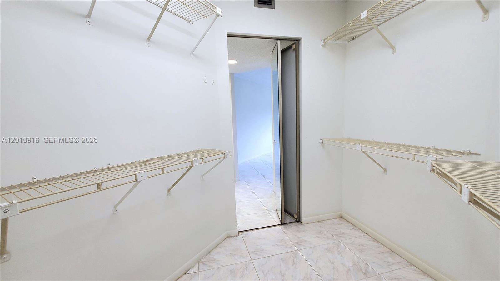 901 Sw 128th Avenue 311e Property Photo 18