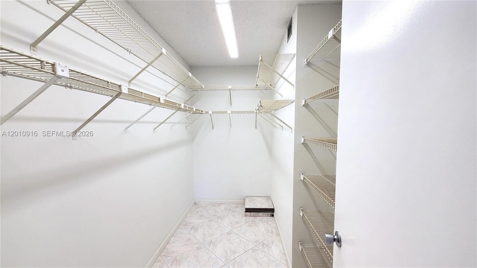 901 Sw 128th Avenue 311e Property Photo 22