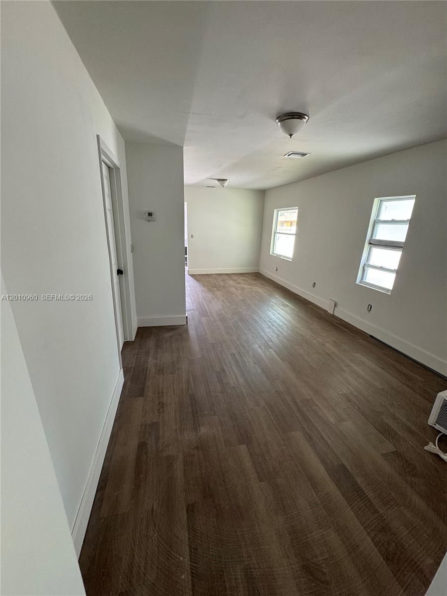 A12010960 Property Photo 6