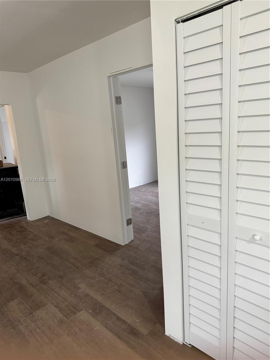 A12010960 Property Photo 12