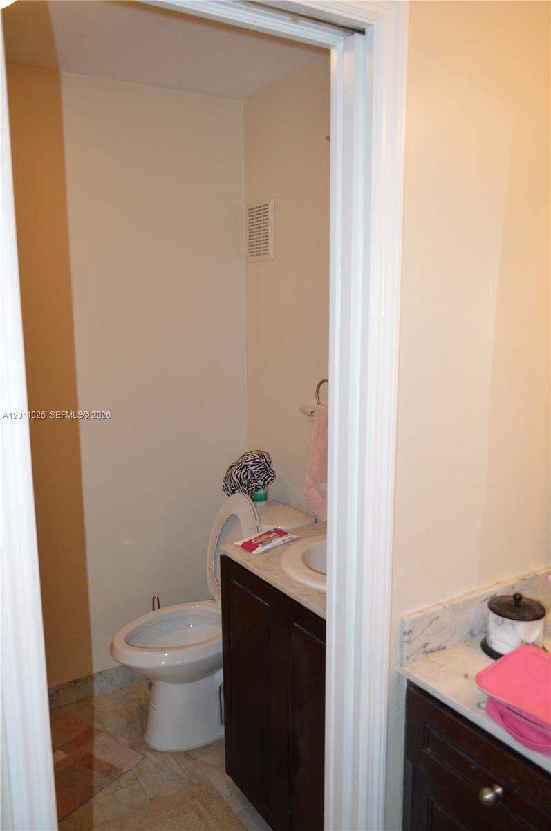 3932 Estepona Avenue 7d5 Property Photo 31