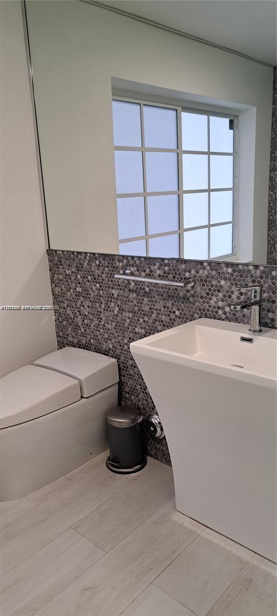 846 Michigan Avenue 101 Property Photo 13