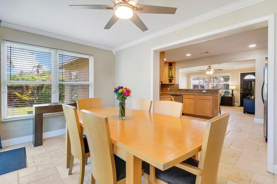 19049 Se Robert Drive Property Photo 15
