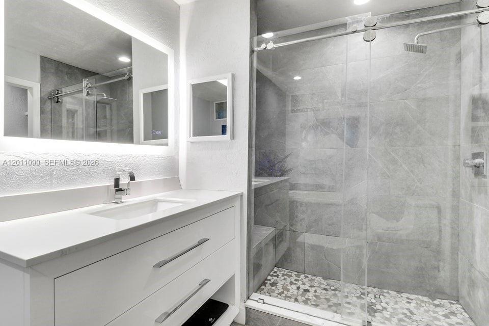 19049 Se Robert Drive Property Photo 19