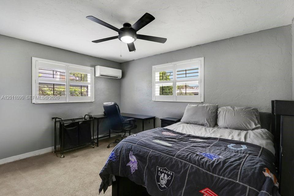 19049 Se Robert Drive Property Photo 23