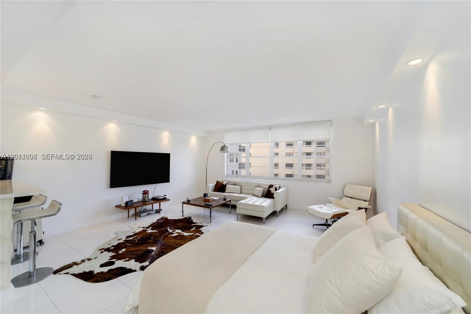 100 Lincoln Road 605 Property Photo 2