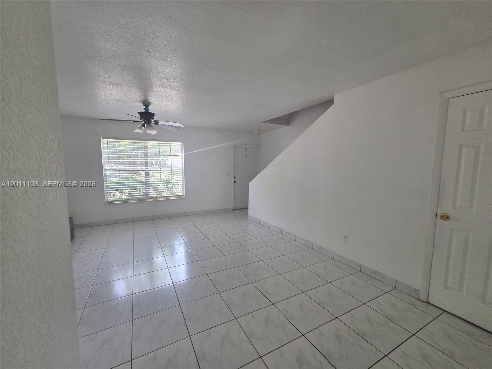 7505 Kimberly Boulevard 122 Property Photo 9