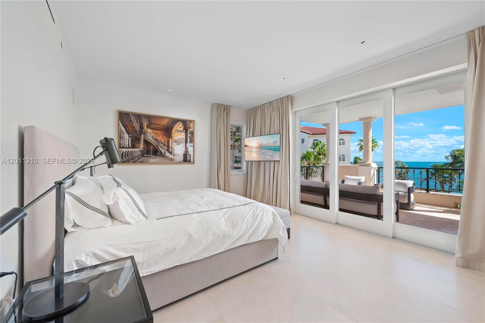 19242 Fisher Island Drive 19242 Property Photo 21