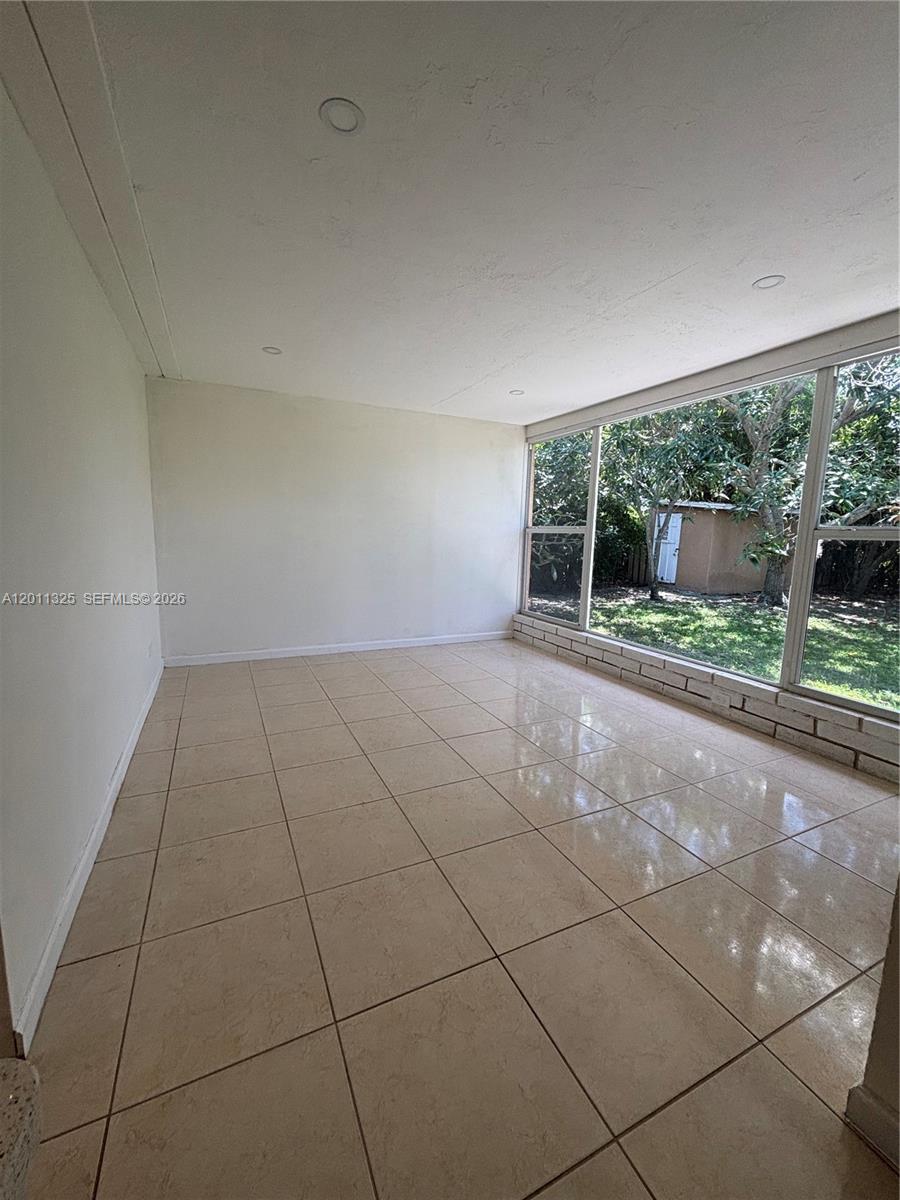 822 Avenida Hermosa Property Photo 11