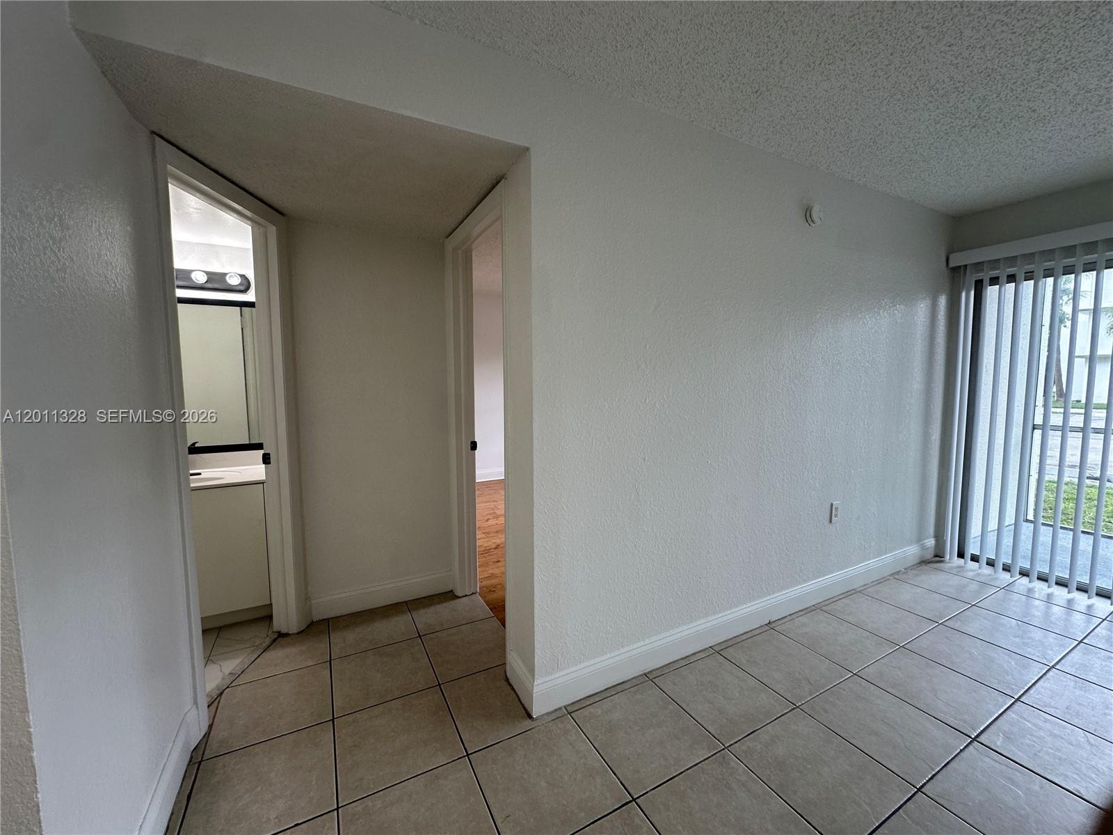 4215 N University Drive 101 Property Photo 19