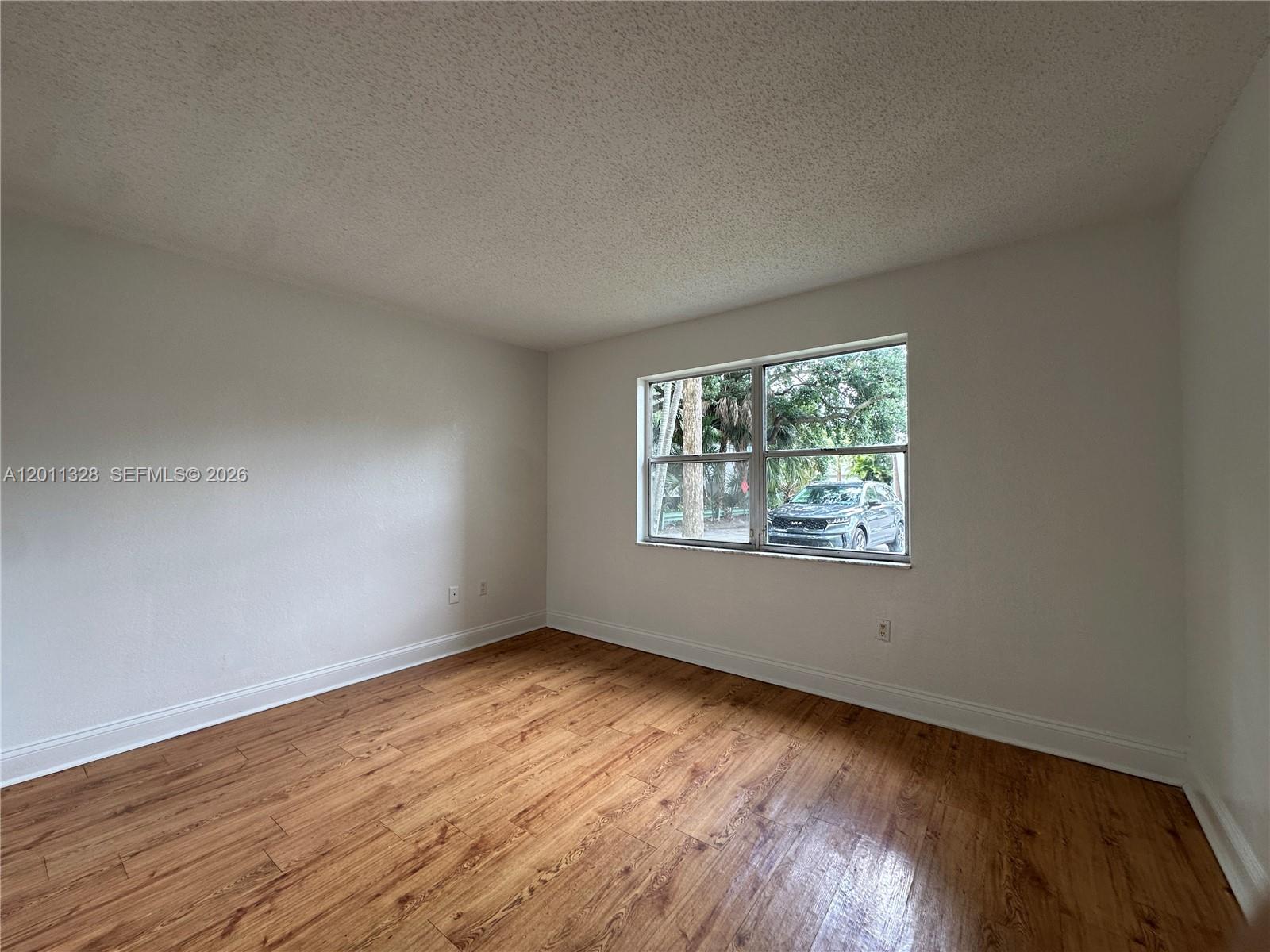 4215 N University Drive 101 Property Photo 20