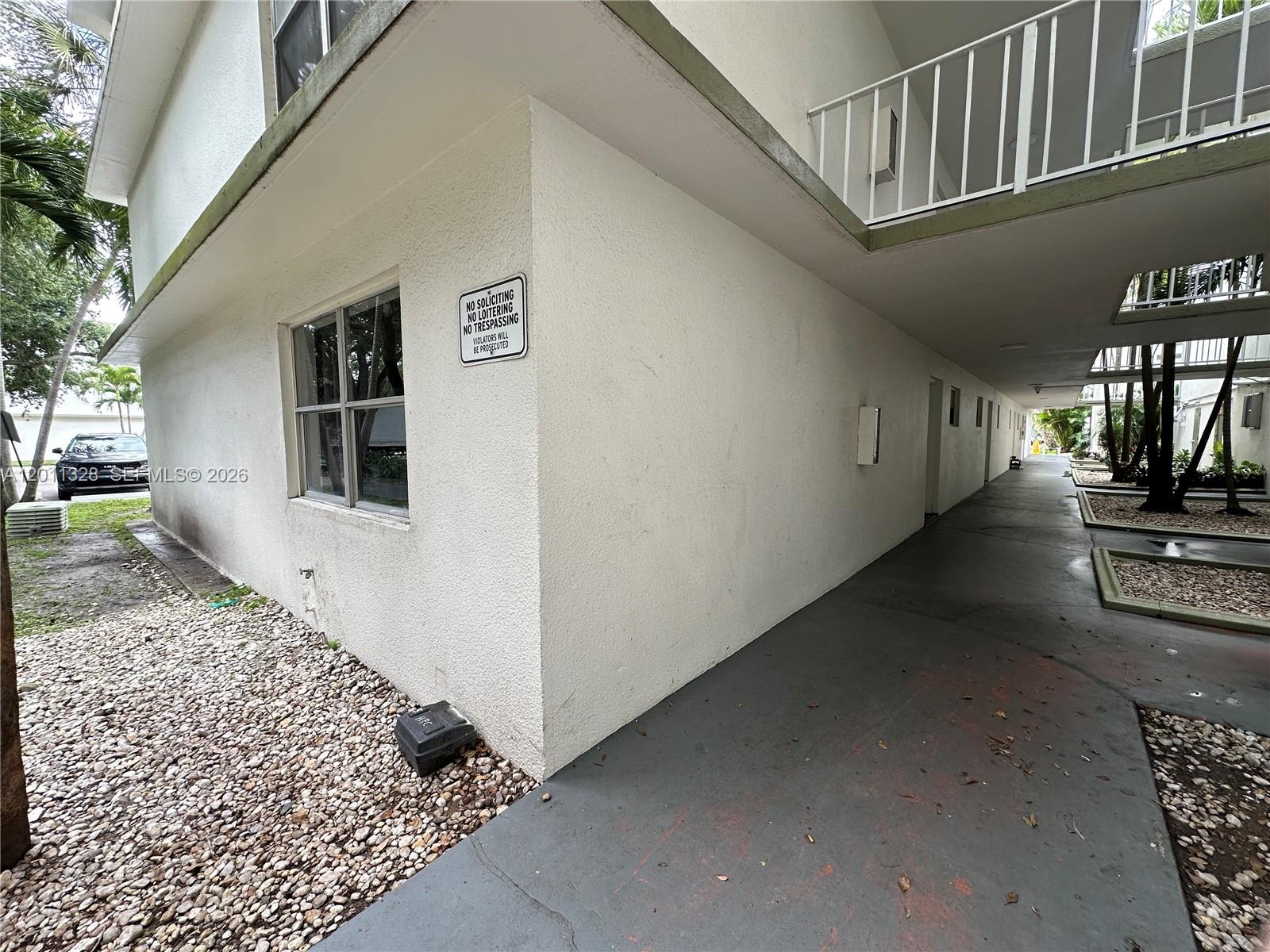 4215 N University Drive 101 Property Photo 25