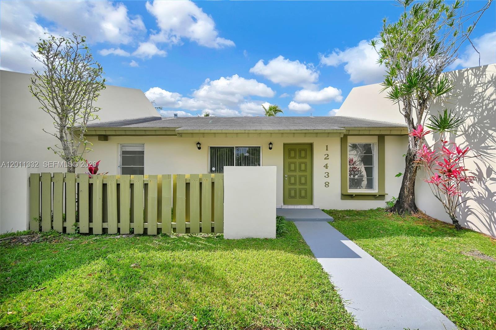 12438 Sw 115th Terrace Property Photo 1