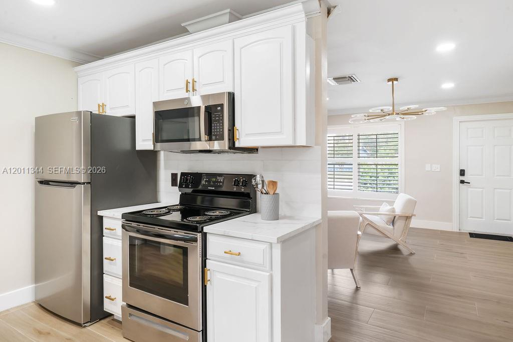 913 Lighthouse Drive Property Photo 13