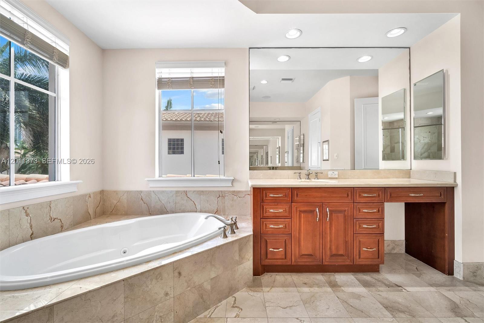 1480 Windjammer Way Property Photo 37