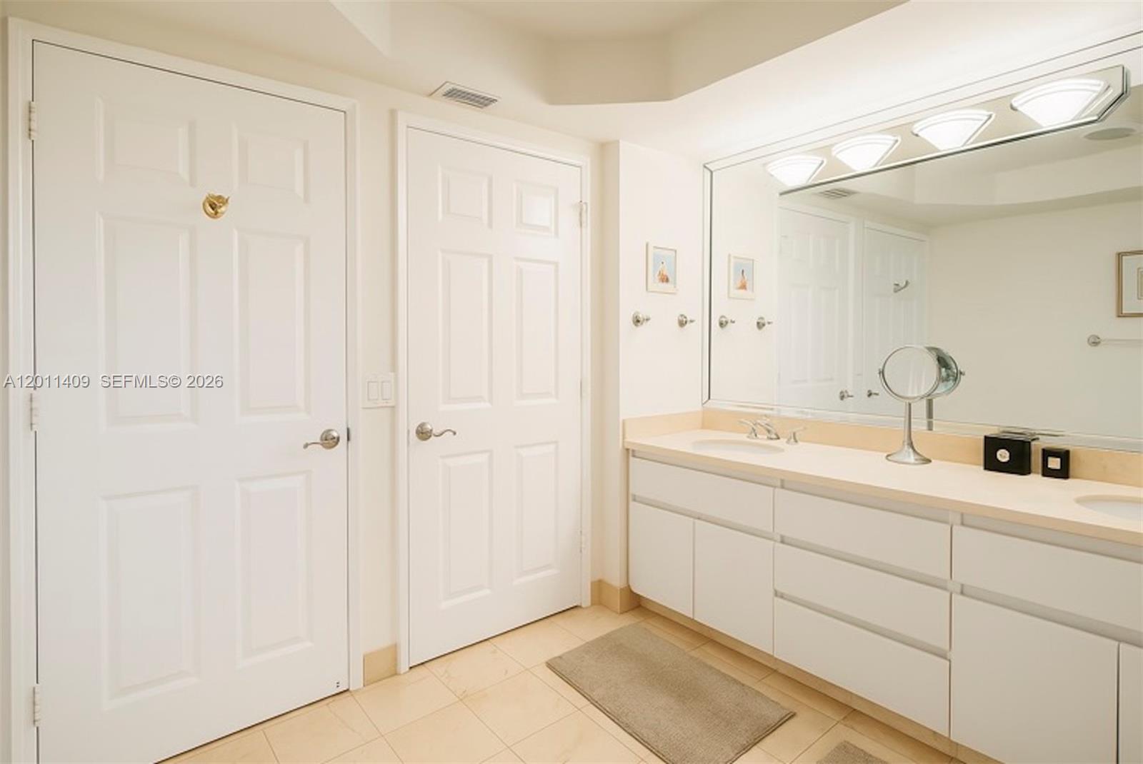 16711 Collins Avenue 2301 Property Photo 12