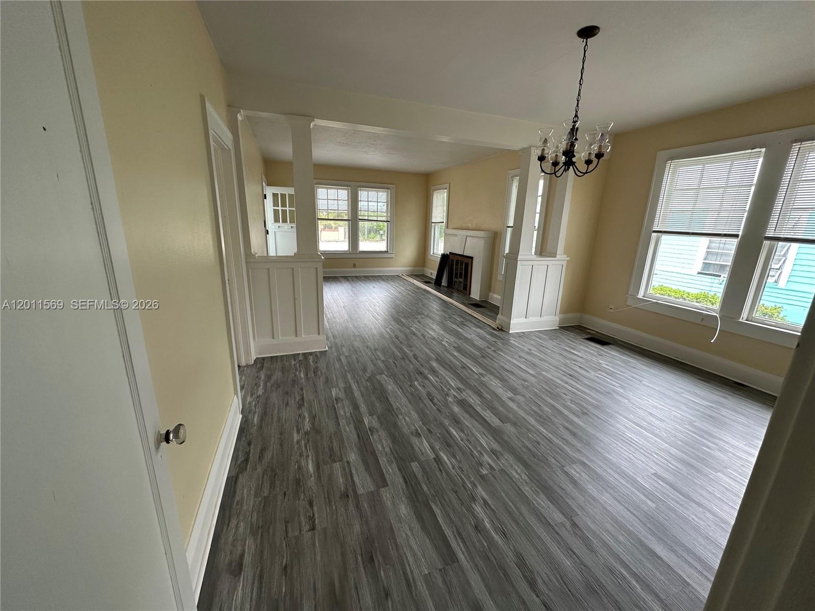 1870 Lakeview Road 1 Property Photo 5