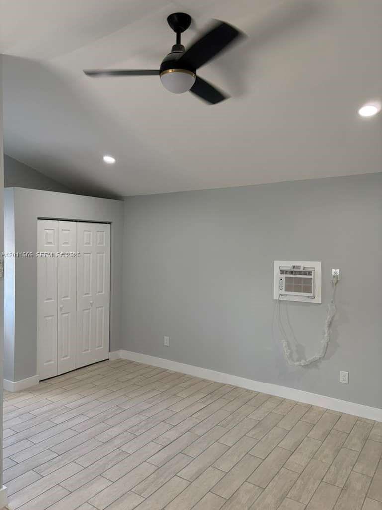 1870 Lakeview Road 1 Property Photo 8